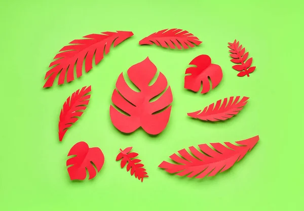 Red Paper Tropical Leaves Green Background — Stock Photo, Image