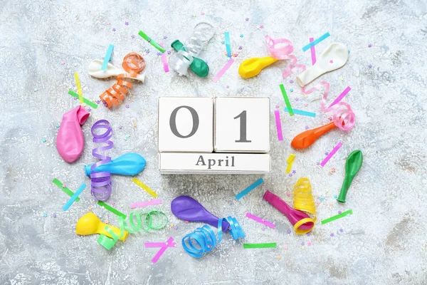 Calendrier Avec Date Fête Des Enfants Confettis Ballons Sur Fond — Photo