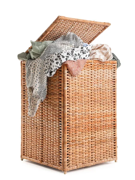 Wicker Basket Dirty Clothes White Background — Stock Photo, Image
