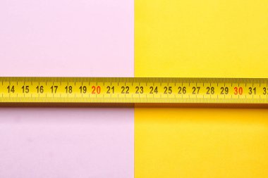 Şerit arkaplan rengine göre ölçülüyor