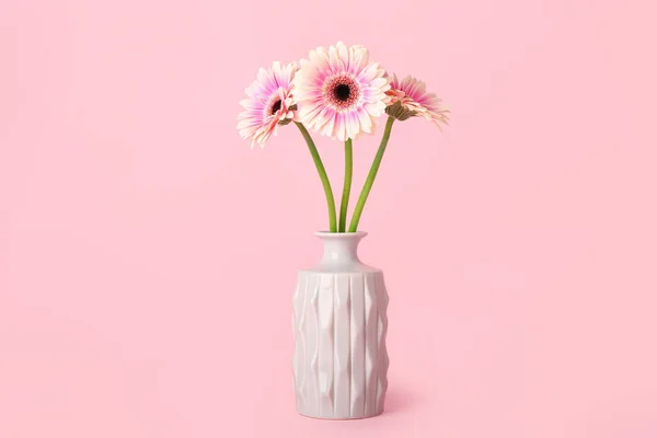 Vase Gerbera Flowers Pink Background — Stock Photo, Image