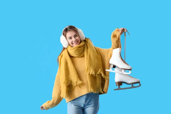 Pretty Young Woman Ice Skates Blue Background — 图库照片
