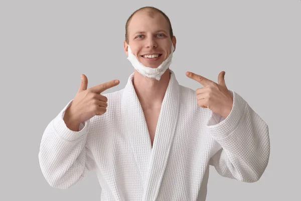 Young Man Shaving Foam Face Light Background — Stock Photo, Image