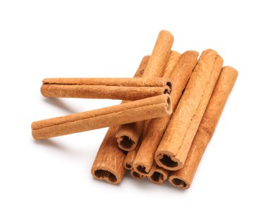 Tarçın beyaz arkaplanda yapışır