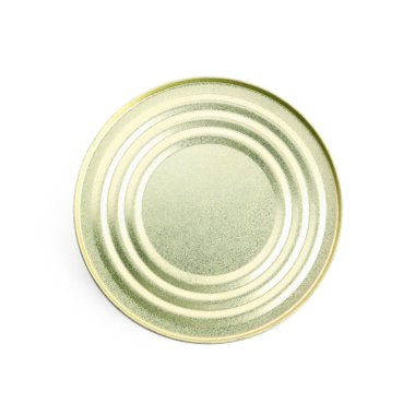 Beyaz zemin üzerinde balık olan teneke kutu