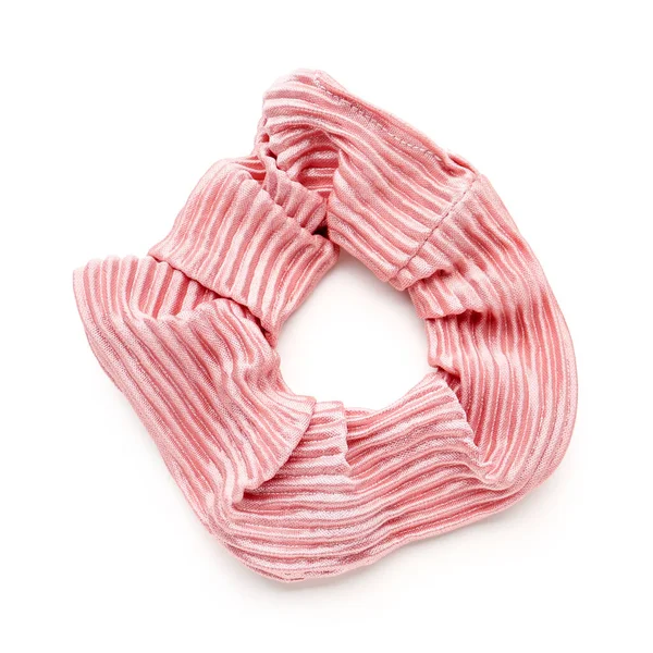 Beyaz arkaplanda şık bir toka izole edilmiş