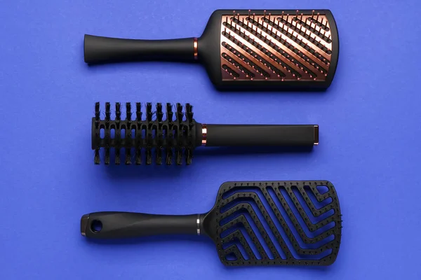 Hair Brushes Blue Background — Stock Photo, Image