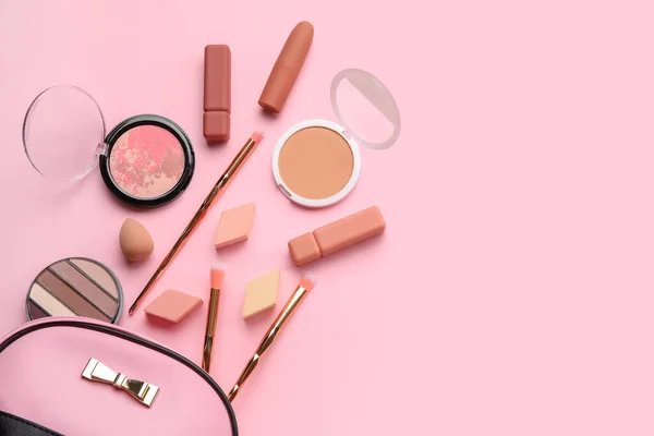 Kosmetická Taška Make Produkty Houby Růžovém Pozadí — Stock fotografie
