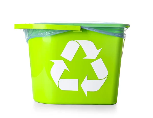 白い背景に隔離されたリサイクルシンボルを持つゴミ箱 — ストック写真