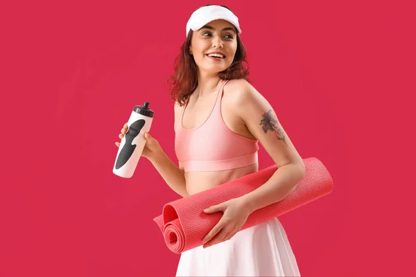 Sporty Young Woman Bottle Water Mat Pink Background — Stock Photo, Image