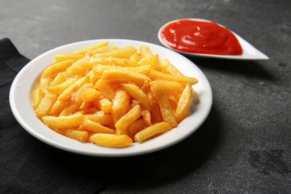 Plate Tasty French Fries Ketchup Dark Background Closeup — Stock Photo, Image
