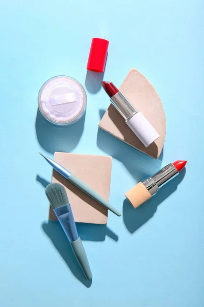 Plaster Podiums Lipsticks Makeup Powder Brushes Color Background — Stock Photo, Image