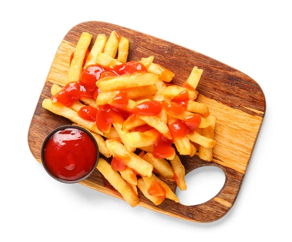 木制的法式薯条和白底番茄酱 — 图库照片