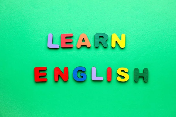 テキスト Learn English Green Background — ストック写真