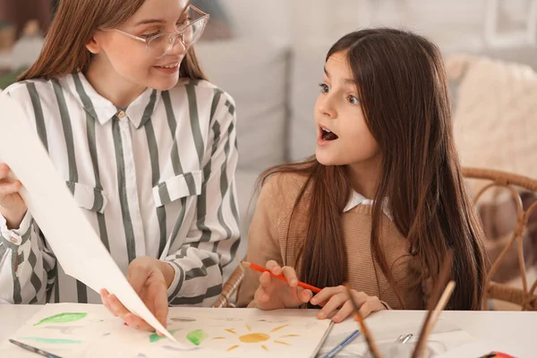 Drawing Teacher Giving Private Art Lesson Little Girl Home — Stock Photo, Image