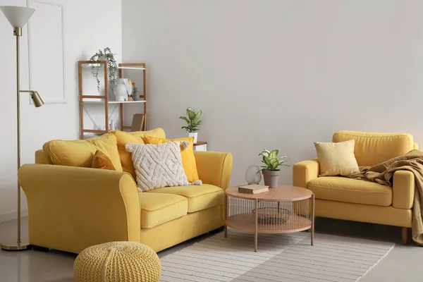 Interior Stylish Living Room Cozy Sofa Armchair Coffee Table — Stock Photo, Image