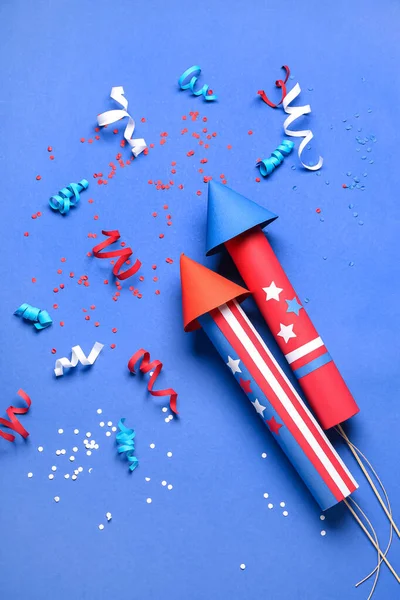 Firework Rockets Serpentine Confetti Independence Day Blue Background — Stock Photo, Image