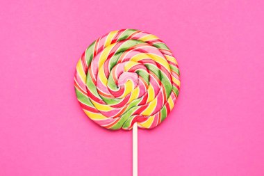 Pembe Arkaplanda Renkli Lolipop