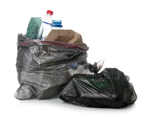Kantung Sampah Dengan Sampah Berbeda Terisolasi Pada Latar Belakang Putih — Stok Foto