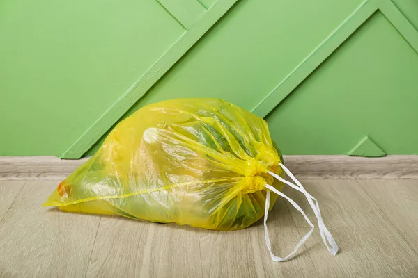 Full Garbage Bag Green Wall — Stock Photo, Image