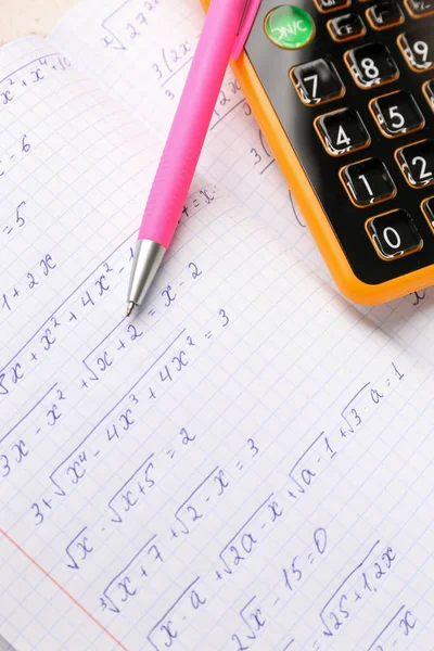 Копирайт Математическими Формулами Калькулятором Ручкой — стоковое фото
