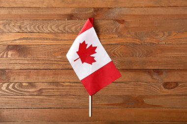 Kanada bayrağı ahşap arka plan üzerinde