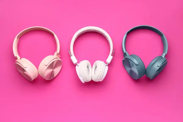 Modern Headphones Pink Background — Stock Photo, Image