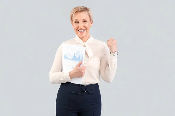 Happy Mature Businesswoman Documents Grey Background — Stock Photo, Image