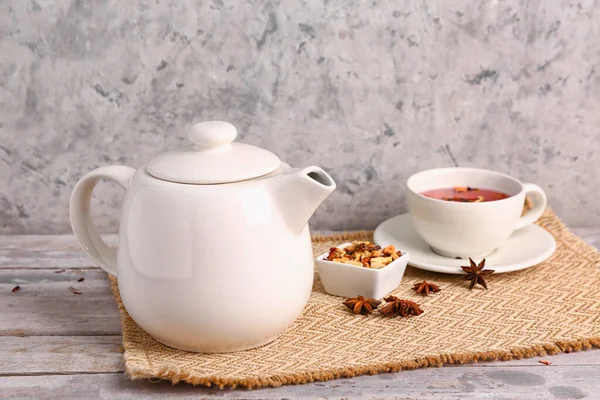 Ceramic Teapot Cup Fruit Tea Wooden Table Grunge Wall — Stock Photo, Image