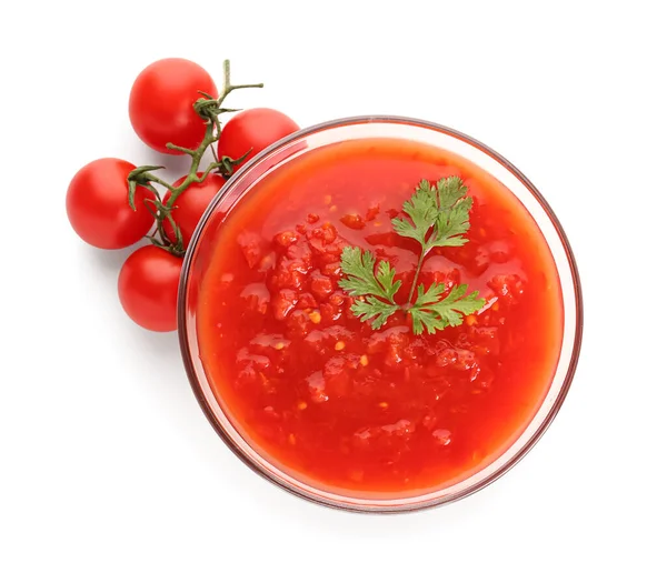 Bowl Tasty Tomato Sauce Fresh Vegetables White Background — Stock Photo, Image