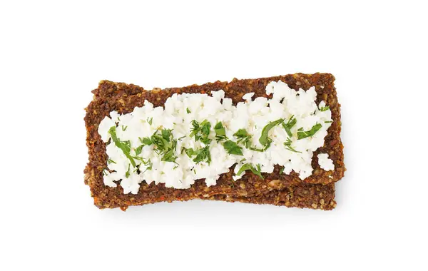 Beyaz Arka Planda Lezzetli Süzme Peynir Çavdar Ekmeği — Stok fotoğraf