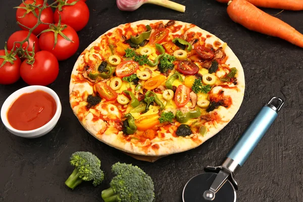 Vegetable Pizza Ingredients Cutter Dark Background — Stock Photo, Image