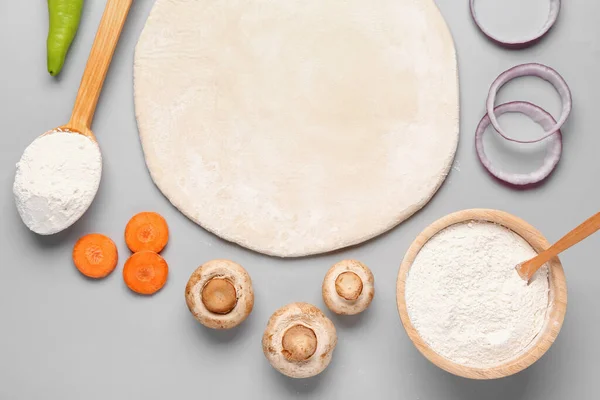 Raw Dough Ingredients Preparing Vegetable Pie Grey Background — Stock Photo, Image