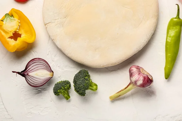 Raw Dough Ingredients Preparing Vegetable Pie White Background — Stock Photo, Image
