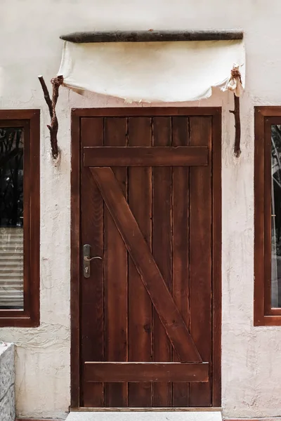 View Building Wooden Door Windows — Stock Photo, Image
