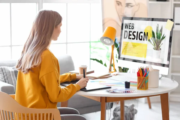 Female Graphic Designer Working Tablet Table Office — Stock Photo, Image