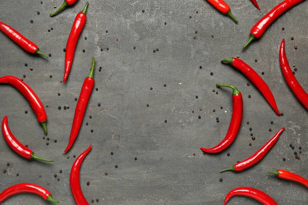 Frame Made Fresh Chili Peppers Peppercorns Dark Background — Stock Photo, Image