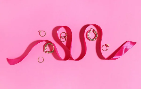 Stylish Jewelry Ribbon Pink Background — Stock Photo, Image
