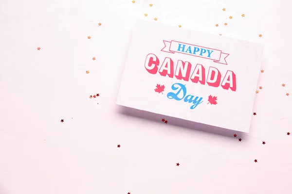 Mutlu Kanadalılar Günü Yazılı Kart Beyaz Arkaplanda Yıldızlar — Stok fotoğraf