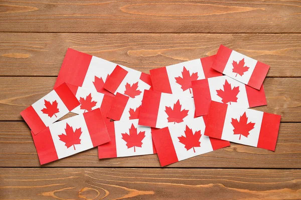 Banderas Papel Canadá Sobre Fondo Madera —  Fotos de Stock