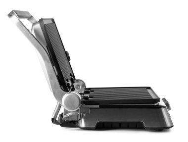 Açık kapağı beyaz arkaplanda izole edilmiş yeni elektrikli ızgara