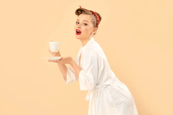 Young Pin Woman Cup Coffee Beige Background — Stock Photo, Image