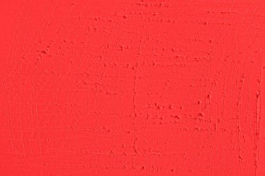 Arkaplan olarak mercan rengi çizilmiş duvar