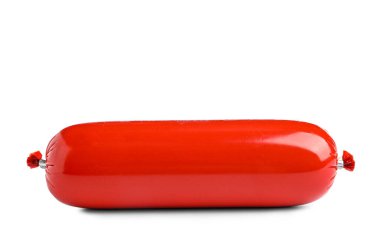 Beyaz arka planda lezzetli haşlanmış sosis.