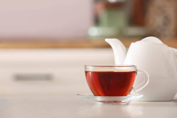 Cup Delicious Tea Teapot Table Kitchen — Stock Photo, Image