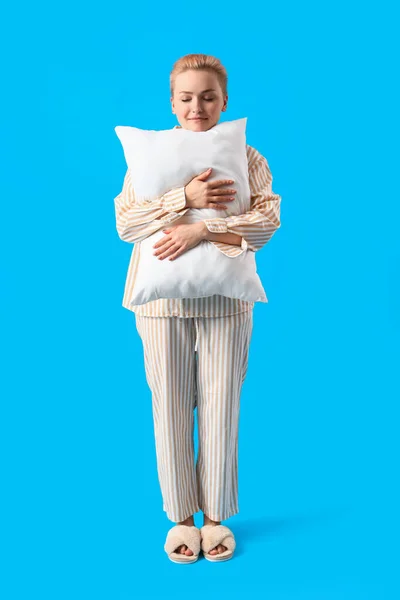 Young Woman Pajamas Pillow Blue Background — Stock Photo, Image