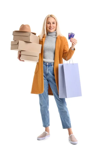 Volwassen Vrouw Met Creditcards Aankopen Witte Achtergrond Online Winkelen — Stockfoto