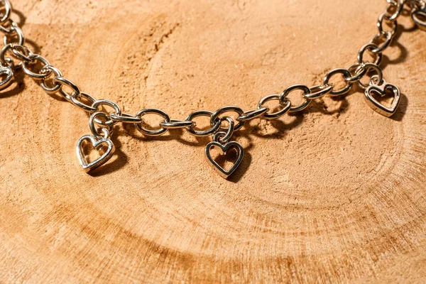 Beautiful Chain Necklace Wooden Background — Stock Photo, Image