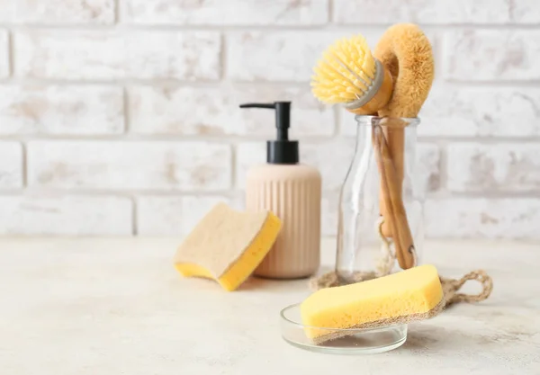 Natural Household Sponges Brush Light Background — Stock Photo, Image