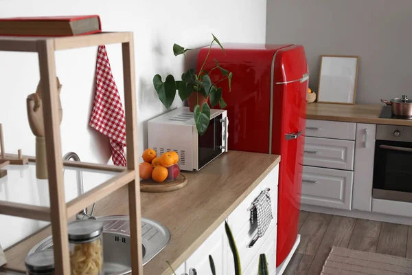 Interior Modern Kitchen Stylish Refrigerator — Stock Photo, Image